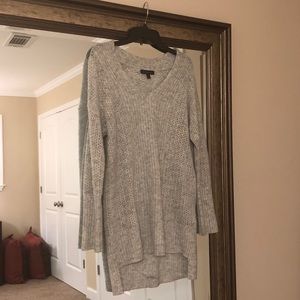 Banana Republic Gray Tunic Sweater Top